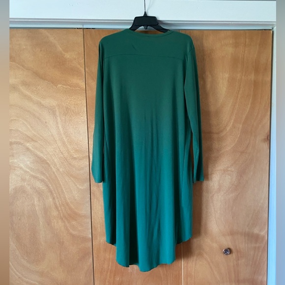 Green Button-Up Cardigan - Picture 3 of 3